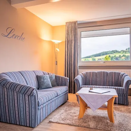 Schwalbennest * Willingen (Upland)